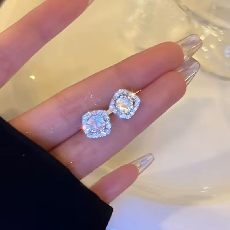 Stunning D Color VVS1 Moissanite Stud Earrings in 100% Real 925 Sterling Silver - Perfect for Any Occasion!